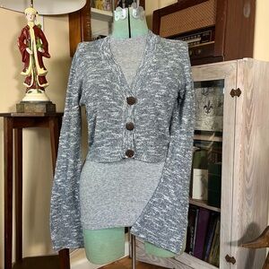 Grey Blue Heathered Knit Cropped Cardigan Sweater Flare Sleeves & Wooden Buttons